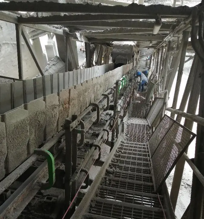 Mantenimiento de Transportador de Clinker